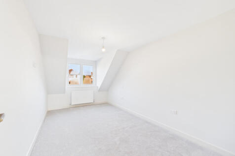 CAM01354G0-PR0625-STILL013