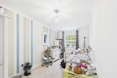 CAM01354G0-PR0601-STILL029