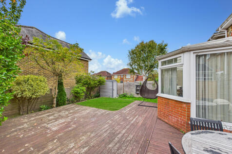 CAM01354G0-PR0601-STILL039_enhanced