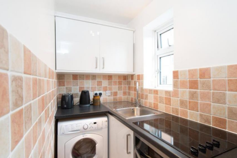 40 coniston court 3 02.05.png