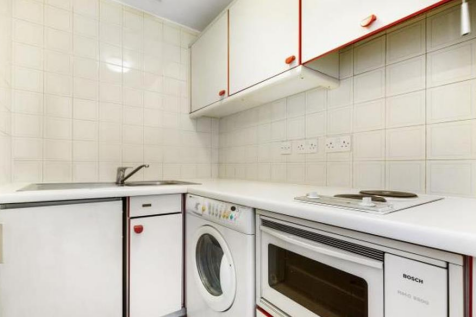 28 - 105 hallam street 6 14.05.png