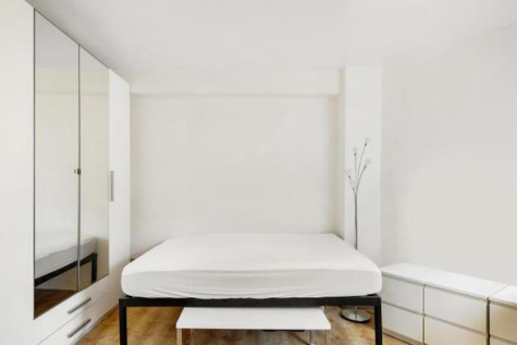 28 - 105 hallam street 7 14.05.png