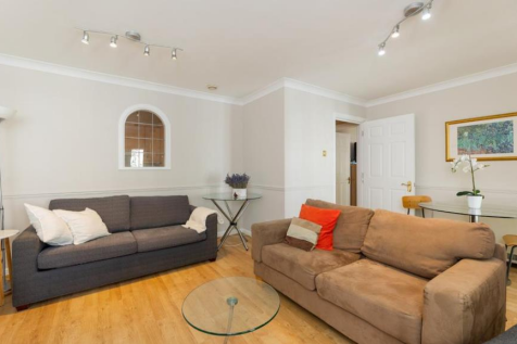 flat 2, 241-243 baker streeet 1 14.07.png