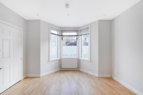 10 ivor court 3 31.07.png