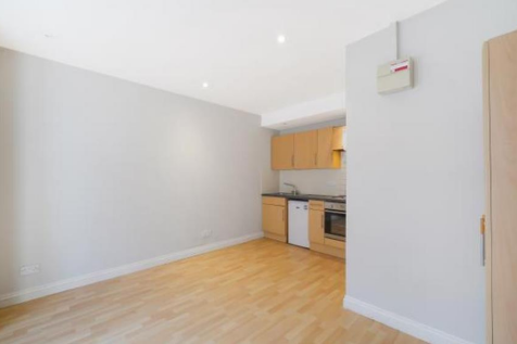 10 ivor court 7 31.07.png
