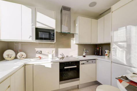 86 albion 3 11.09.png