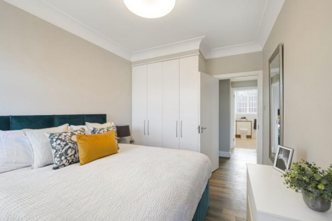 86 albion 4 21.10.png