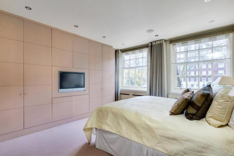 4 - 19 hyde park square 3 21.10.png