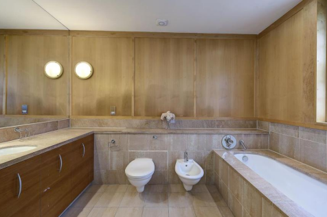 4 - 19 hyde park square 6 09.10.png