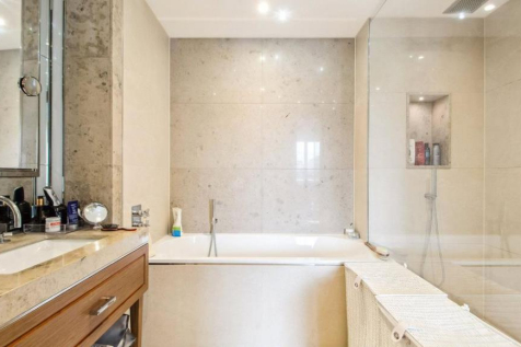 1 boydell court 4 18.11.png