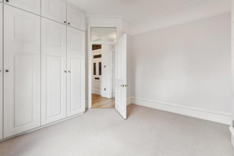 32 circus lodge 4 05.08.png