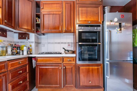 8 farnham house 2 03.10.png