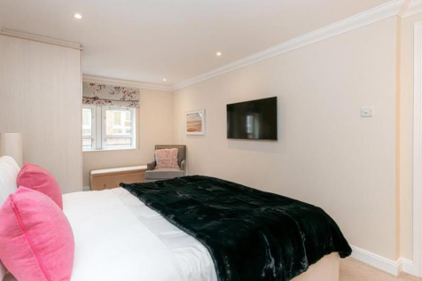 108, 15 portman sq 6 04.12.png