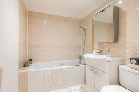 108, 15 portman sq 9 04.12.png