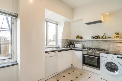 11 hinde house 3 02.10.png