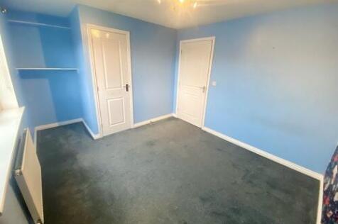 Bedroom 3 (View 2)