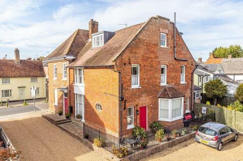 5 The Red House-5.jpg