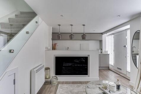 5 St George&#39;s Mews-5.jpg