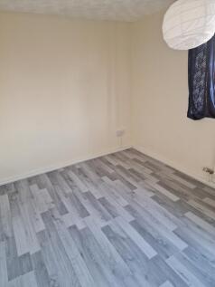 6 Millards Close bedroom 3