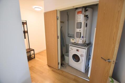 Flat 10 Postel House cupboard