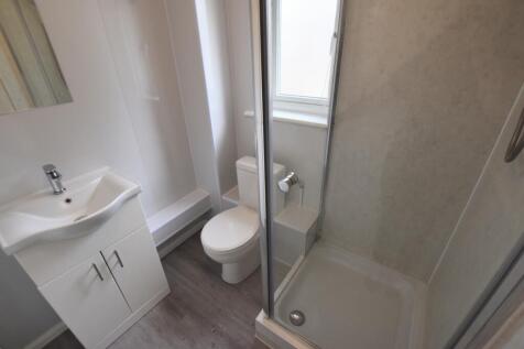 6 Simonsbath bathroom