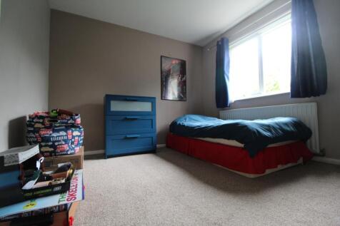 159 Clayhill Bedroom 1