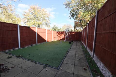 90 Golden Drive Garden