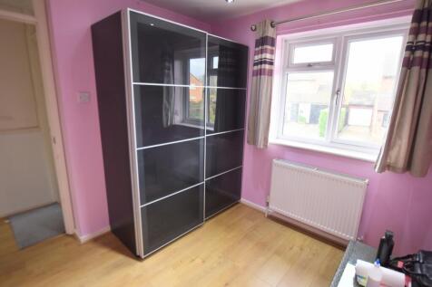 4 Shorham Rise bedroom 2