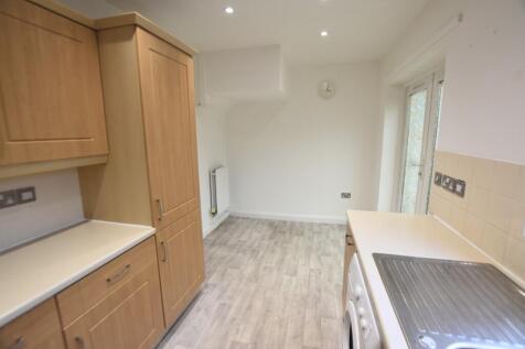 36 Radstock Crescent dining space