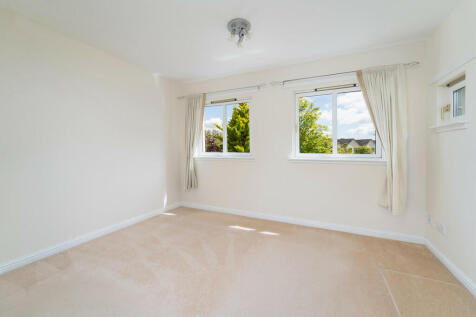 23 Carriden Place...