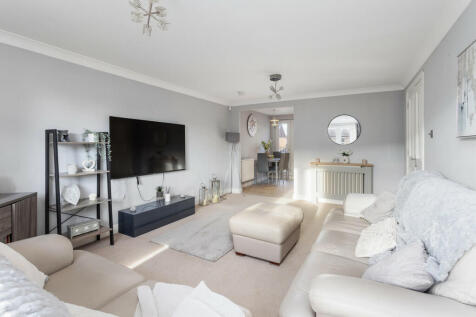116 Leyland Road ...