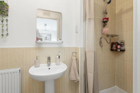 116 Leyland Road ...