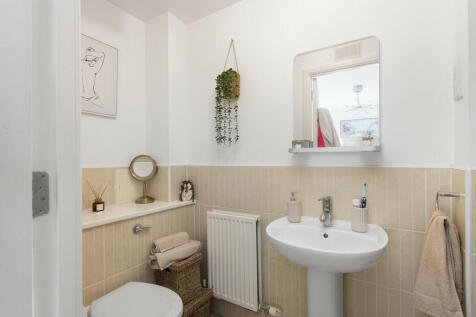 116 Leyland Road ...