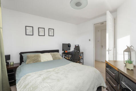 116 Leyland Road ...