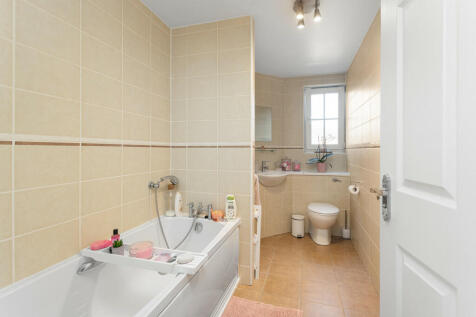 116 Leyland Road ...