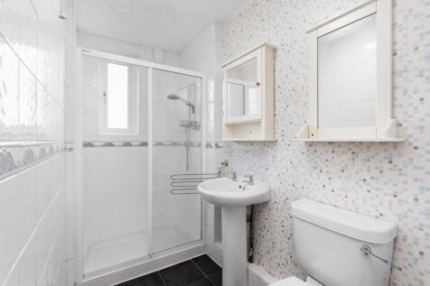 5 Lomond View 18
