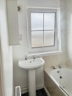 8f6c11be-Bathroom