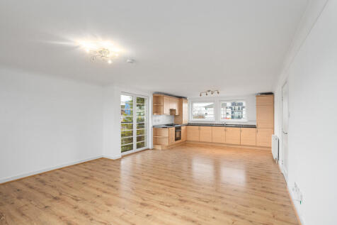 8 Whiteside Court...