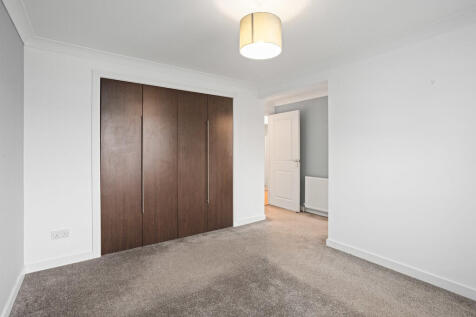 8 Whiteside Court...