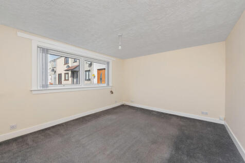 32 Quarry Road 06