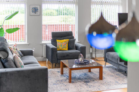 33 Birkdale Park ...