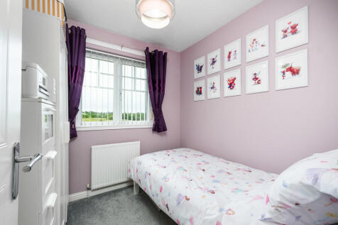 33 Birkdale Park ...