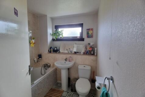 Bathroom2