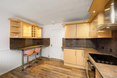 64 Manitoba Avenu...