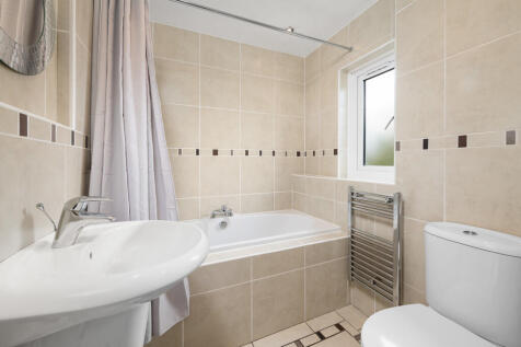 64 Manitoba Avenu...