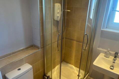 IMG-20250424-WA00...