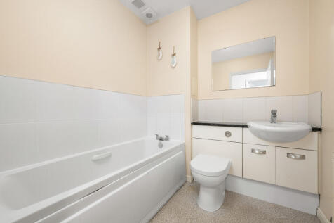 2-4 Thornbridge C...