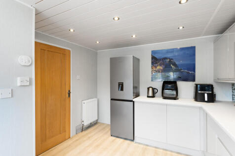 14 Weaver Place 1...