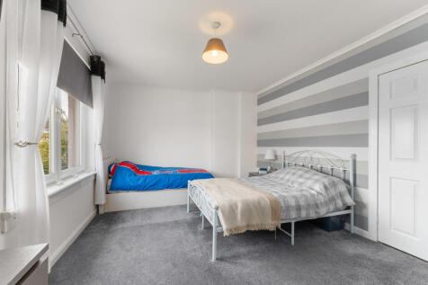 63 Barbauchlaw Av...