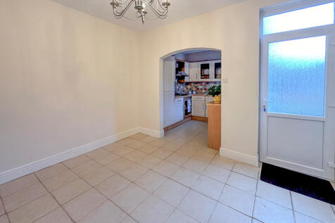 Dining room 2